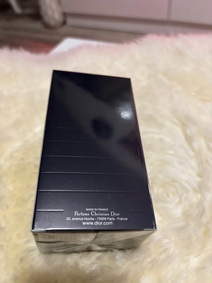 Dior Sauvage EDP – 100 ml Men’s Cologne *price negotiable* image indicator(3)