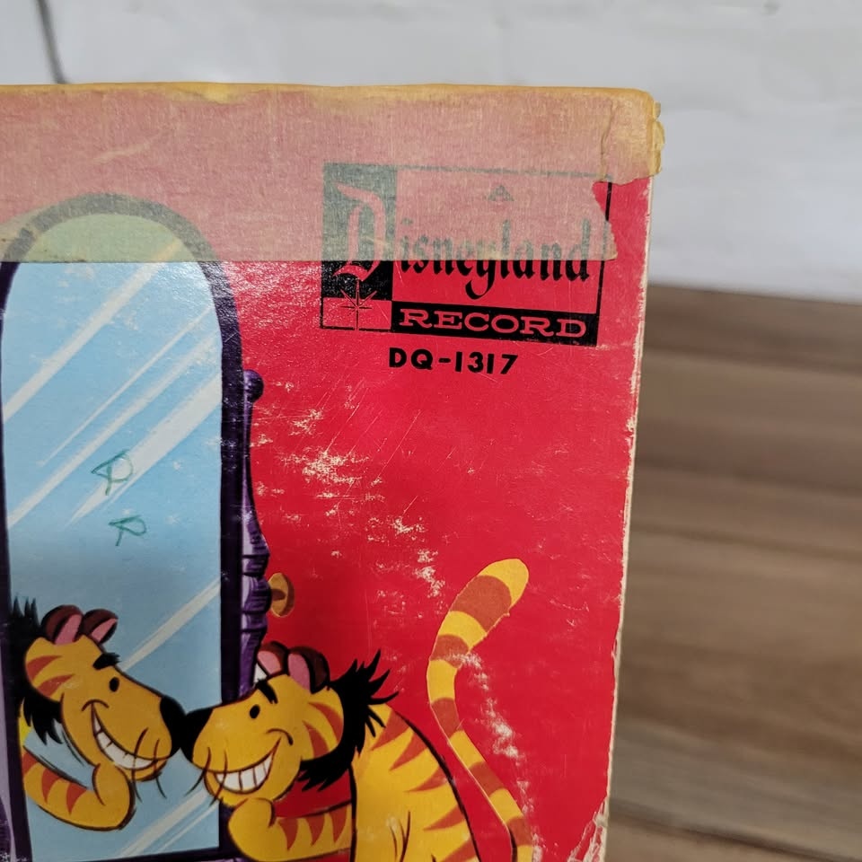 Walt Disney Winnie the Pooh & Tigger Record LP - photo 3