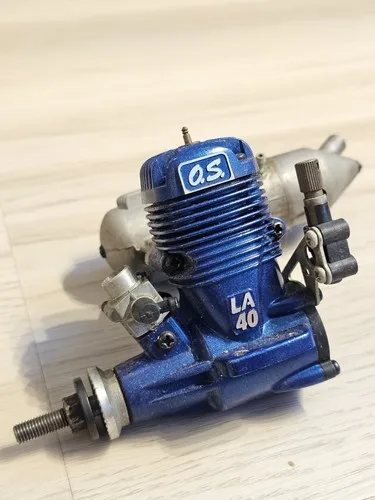 O.S LA 40 nitro engine