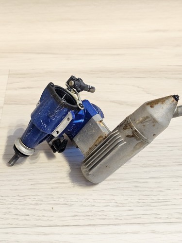 O.S LA 40 nitro engine - photo 3