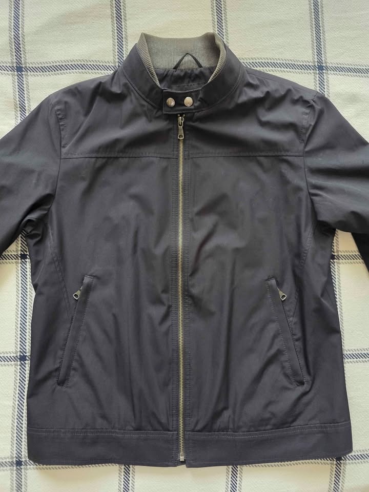 Banana Republic Bomber Jacket - photo 2