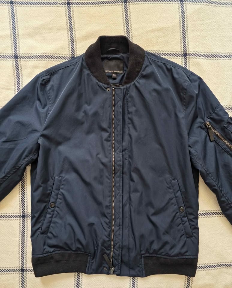 Banana Republic Bomber Jacket - photo 2