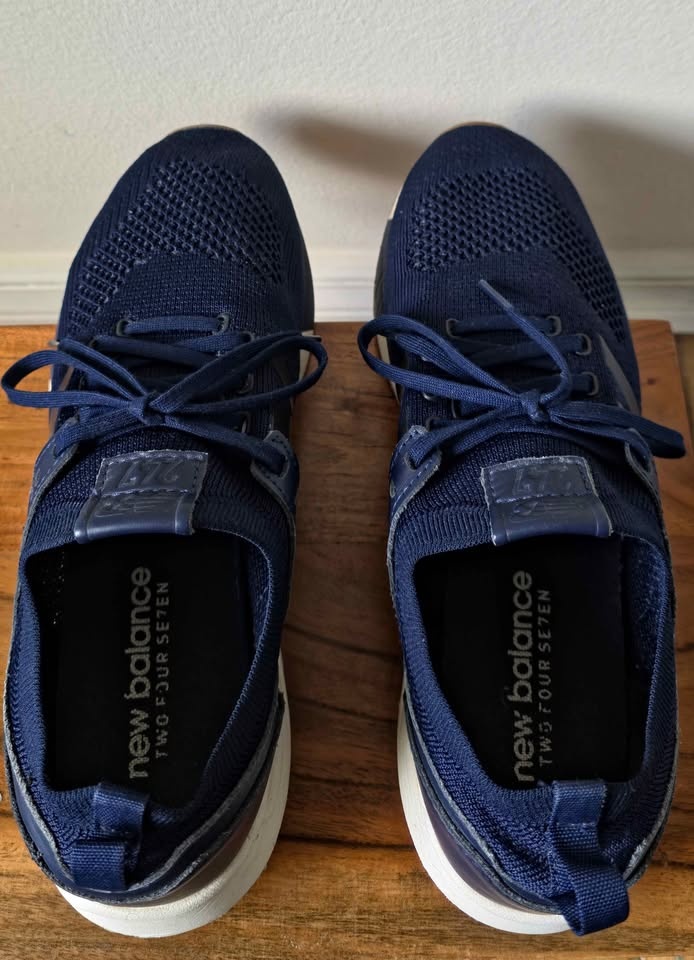 New Balance 247 sneakers - photo 5