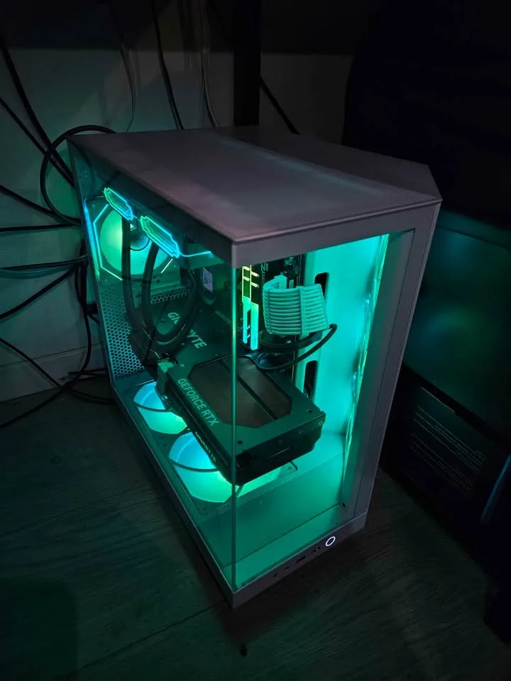 RGB Workstation/Gaming PC 13600K + 4070Ti image indicator(8)