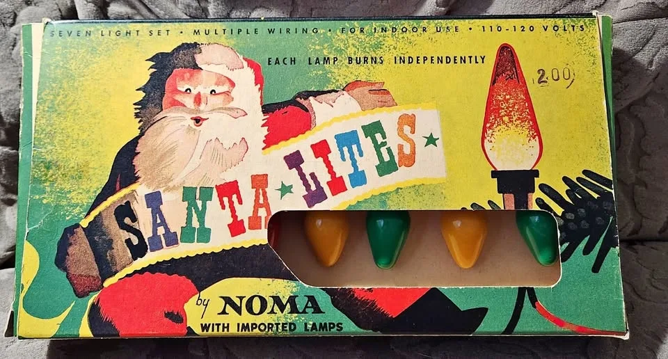 Vintage NOMA Santa Lites in original box - never used - mint