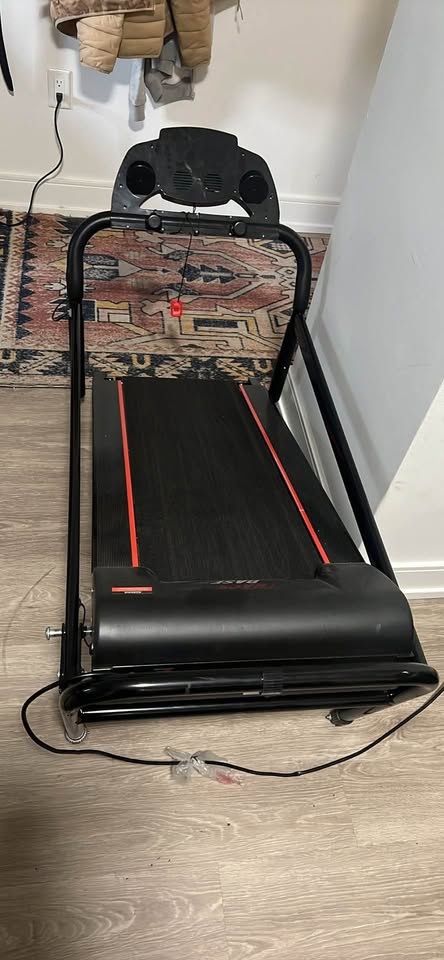 Treadmill for sale - photo 3