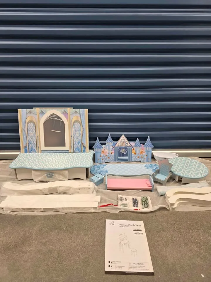 Teamson Kids Dreamland Castle Vanity – Brand New image indicator(2)