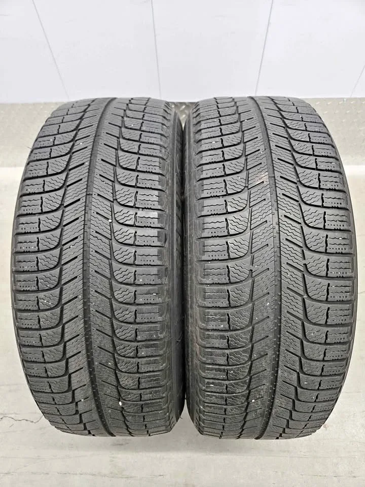 Michelin X-Ice Winter Tires- 225/60R17