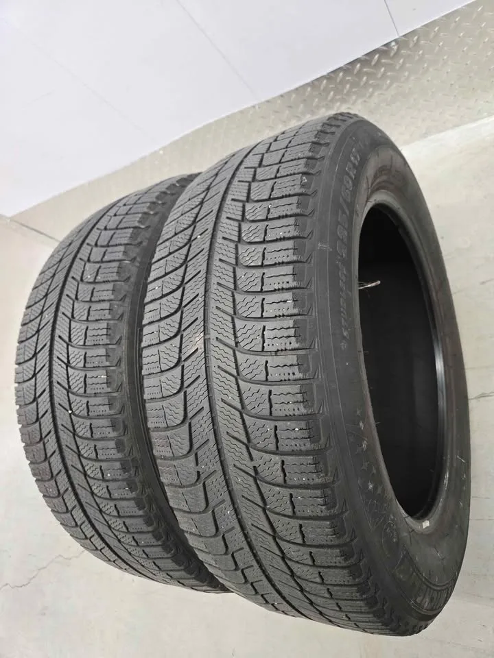 Michelin X-Ice Winter Tires- 225/60R17 image indicator(3)