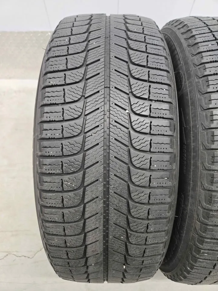 Michelin X-Ice Winter Tires- 225/60R17 image indicator(4)