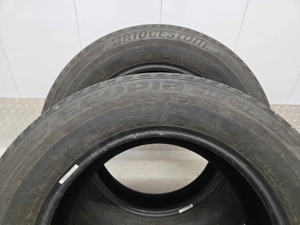 Bridgestone Ecopia all season tires- 235/65R17 image indicator(9)