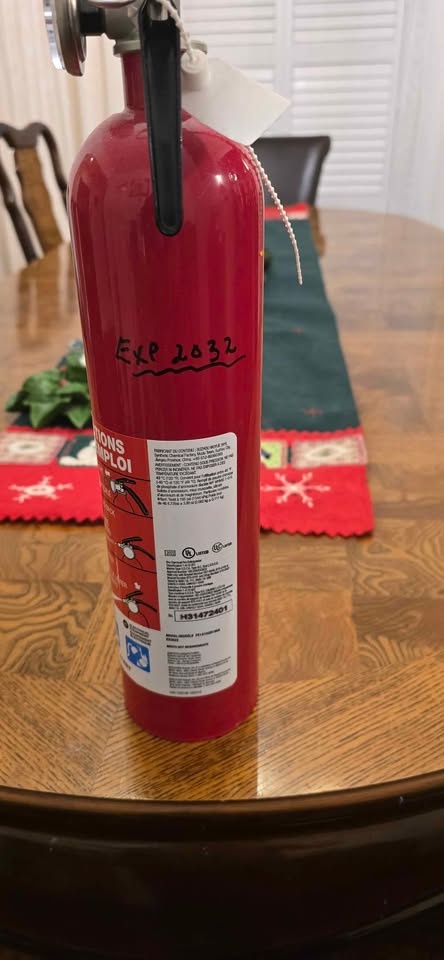 FIRE EXTINGUISHER FOR HOME USE - photo 2