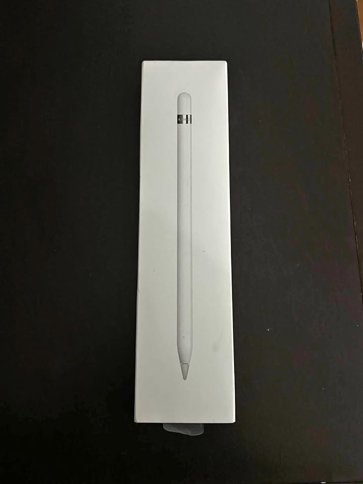 Apple Pencil (1st Generation)- Excellent Condition