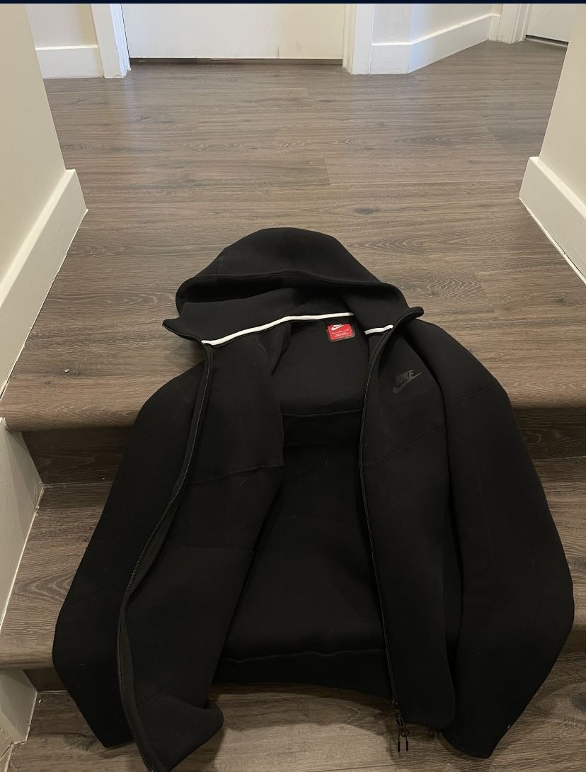 Black Nike Tech - photo 3