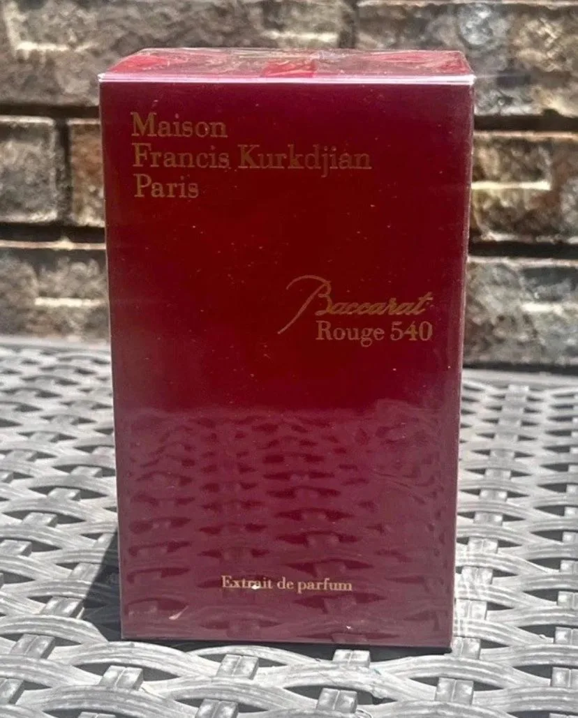 Baccarat Rouge 540 image indicator(2)