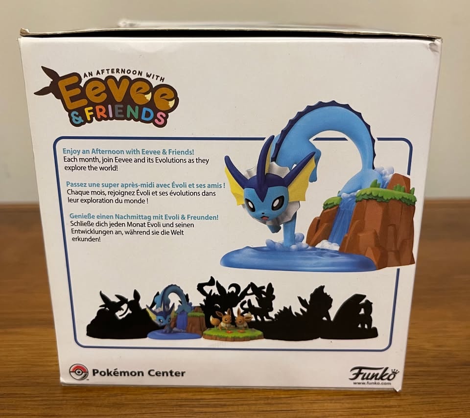 2019 Eevee & Friends: Vaporeon Funko Statue - photo 3