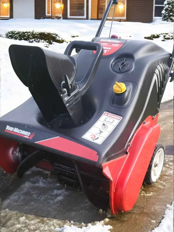 Yard-Man snow blower, MTD, price Firm not negotiable