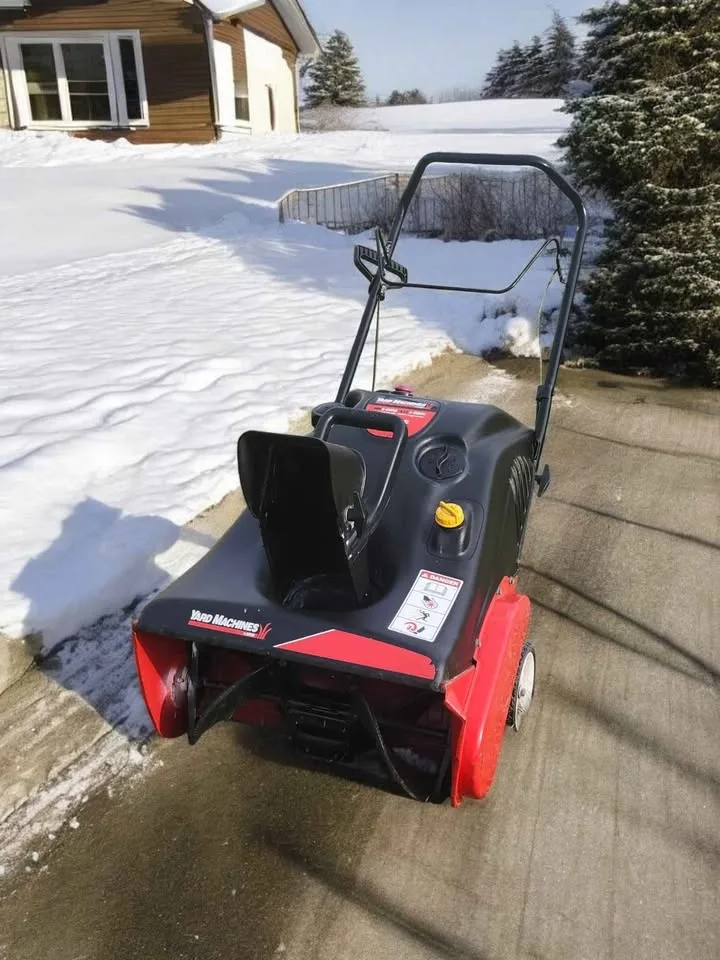 Yard-Man snow blower, MTD, price Firm not negotiable image indicator(6)