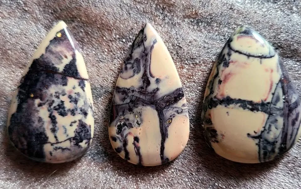 Crystals - Porcelain Jasper Cabochons image indicator(2)