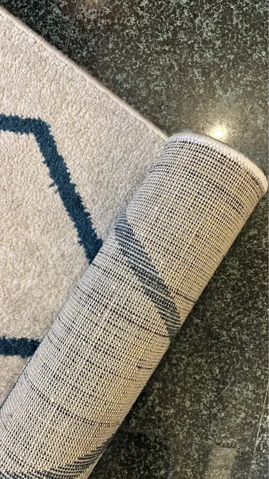 47’’ x 68’’ Rug image indicator(4)