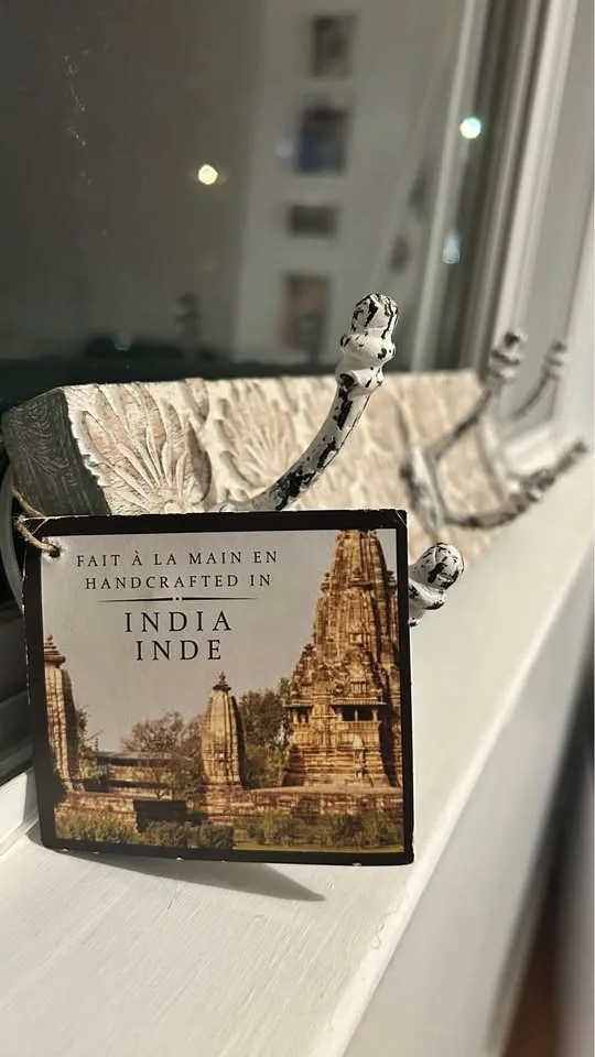 Coat hanger image indicator(4)