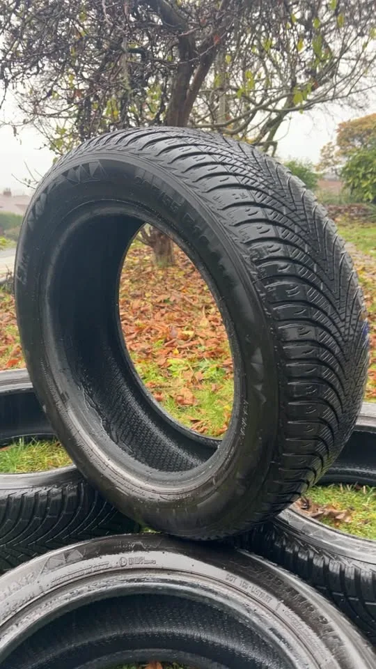 4 All-Season Tires 205/55 R16 91H image indicator(6)