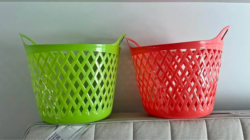 Plastic basket