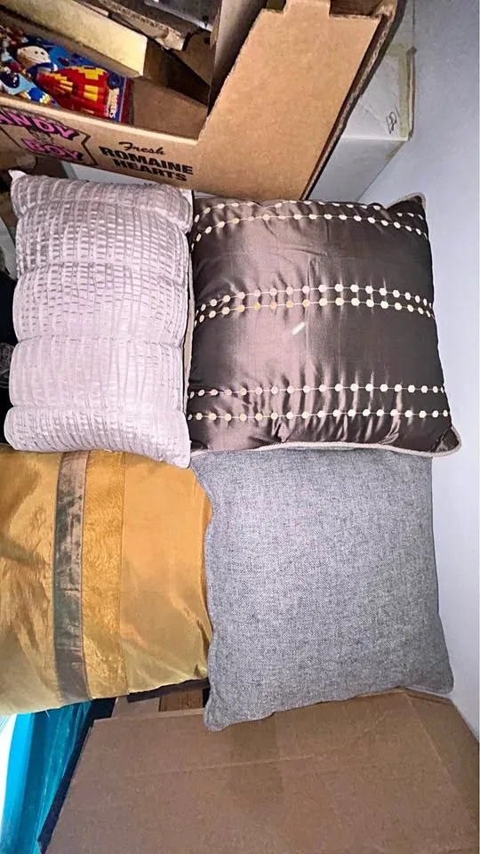 Multiple pillows