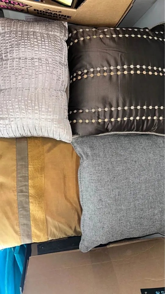 Multiple pillows image indicator(2)