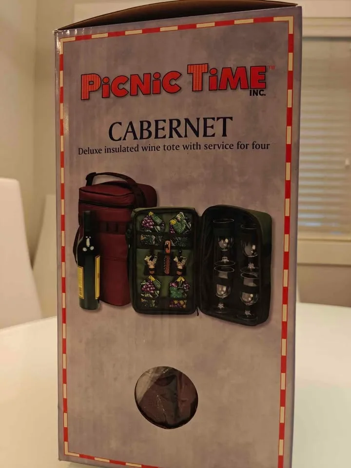 Picnic Time Wine Tote for 4! Cabernet edition image indicator(2)