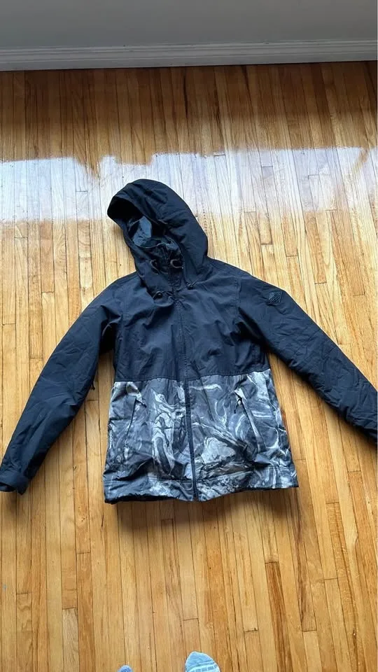 Dakine winter jacket womens M + matching Dakine gloves