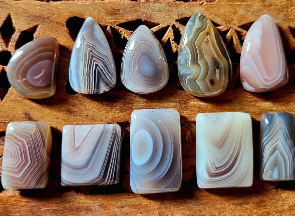 Crystals - Botswana Agate Cabochons thumbnail