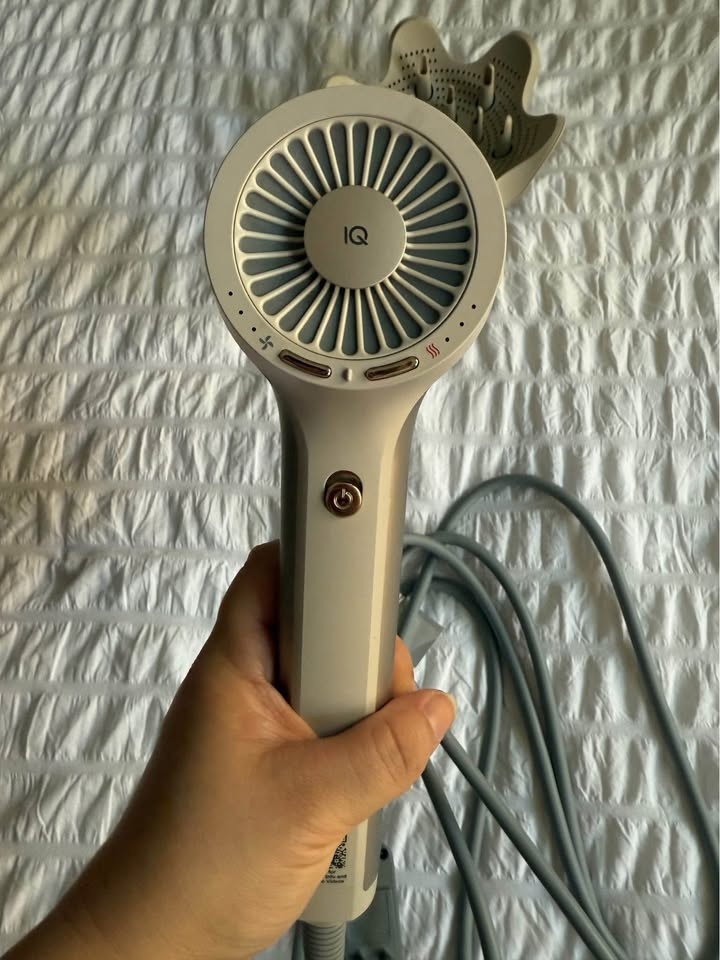 Shark Hyperair hair dryer - photo 3