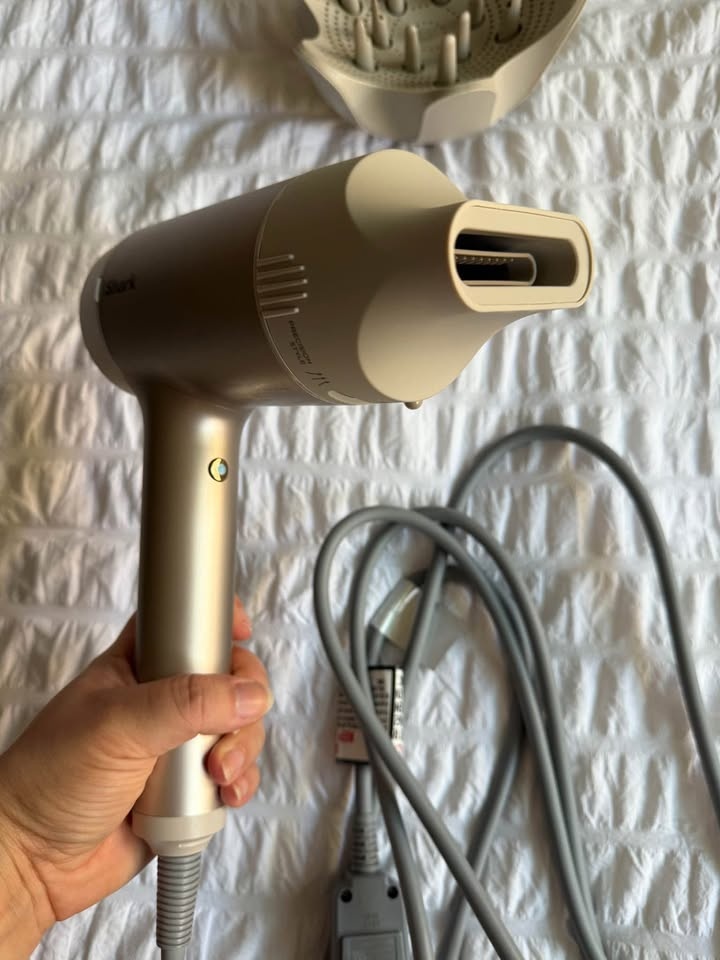 Shark Hyperair hair dryer - photo 4