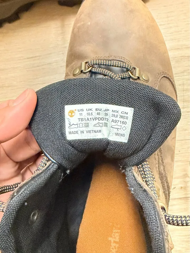 Timberland Waterproof Men’s Shoes – Size 11 image indicator(4)