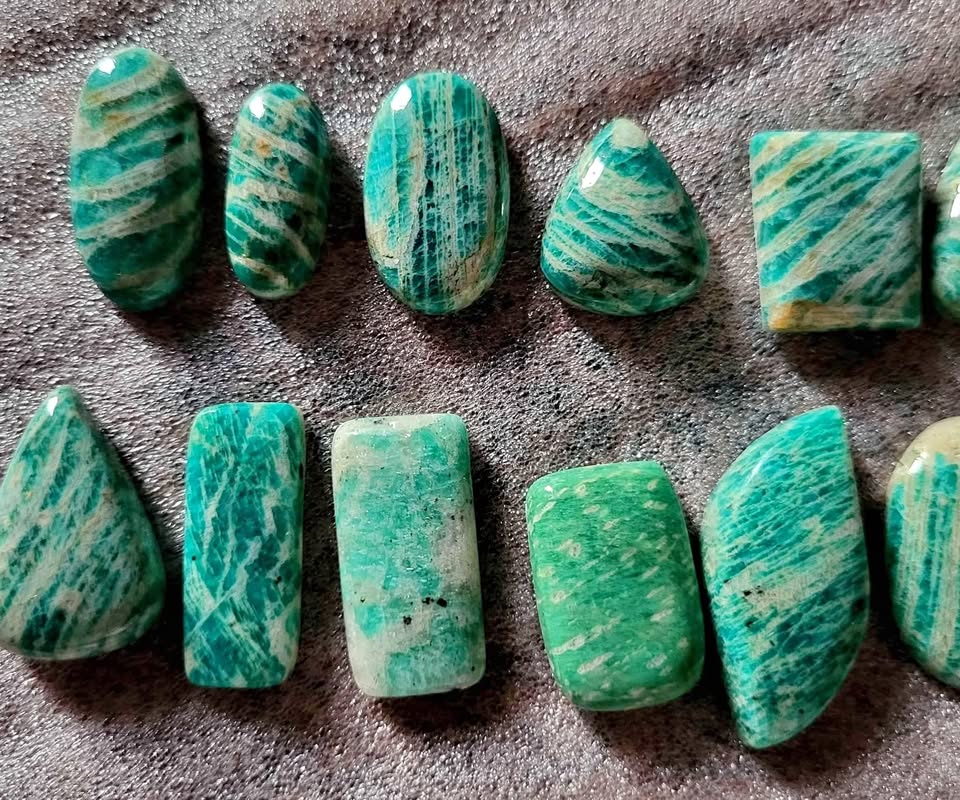Crystals - Amazonite - Cabochons -