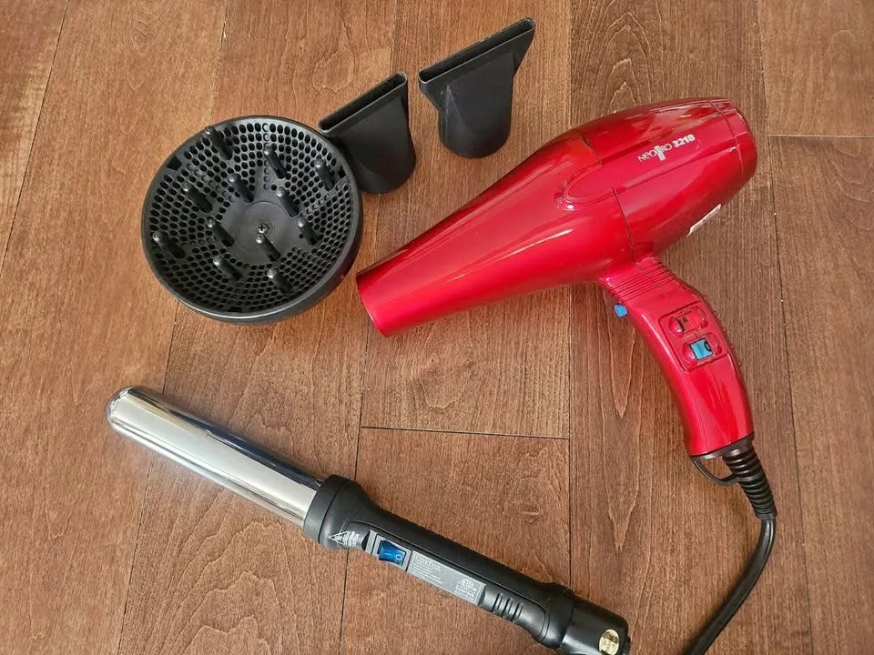 Hair dryer & curling wand