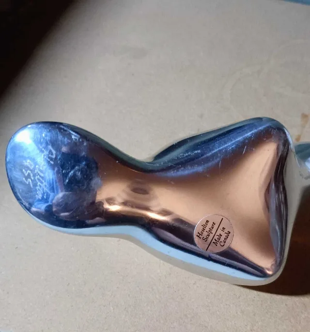 Hazelton Sculpture image indicator(4)