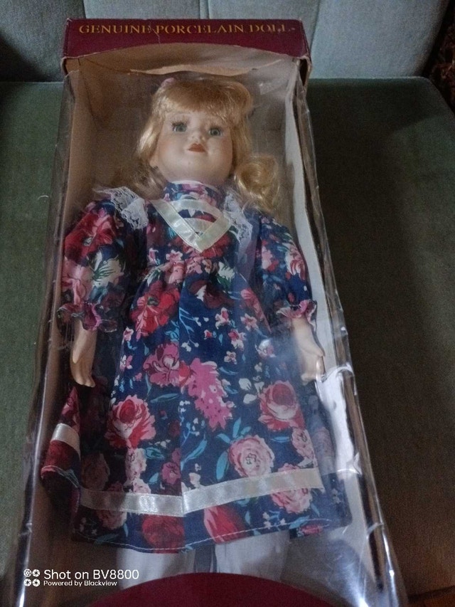 Century Porcelain Doll - photo 5