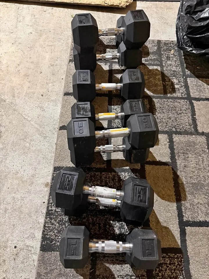 11 pieces Dumbbell weight combined 50 pounds,45, 35,30,25,20,15,