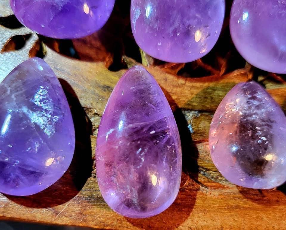 Amethyst Teardrops - Cabochons - - photo 3