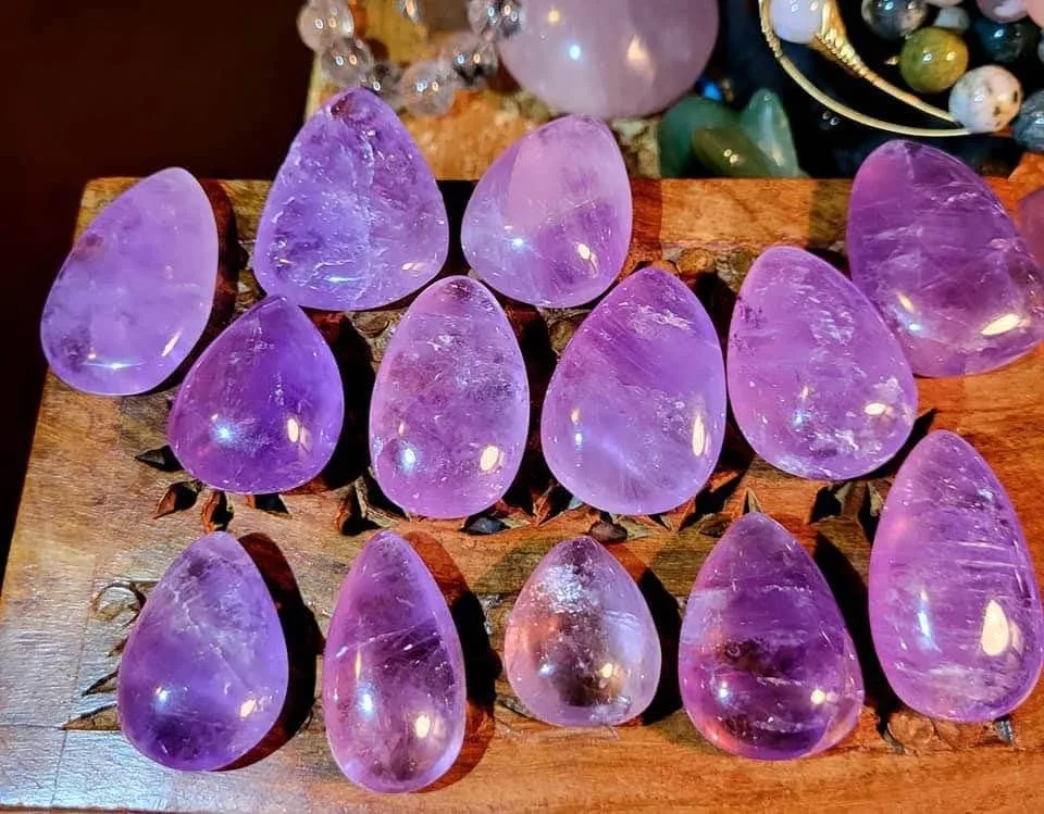 Amethyst Teardrops - Cabochons - image indicator(8)