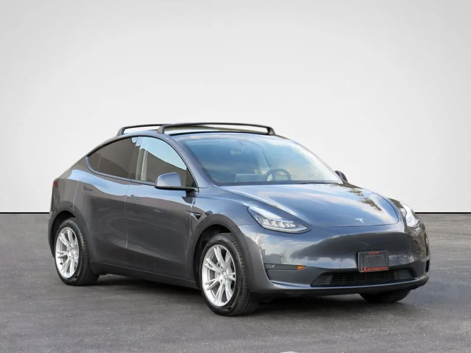 2021 Tesla Model Y Long Range AWD w/ FSD No Accidents