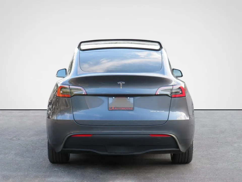 2021 Tesla Model Y Long Range AWD w/ FSD No Accidents image indicator(7)