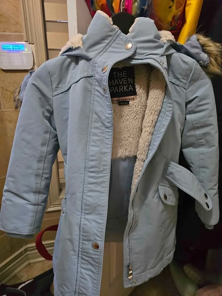 Girl's Winter Jacket (7/8)