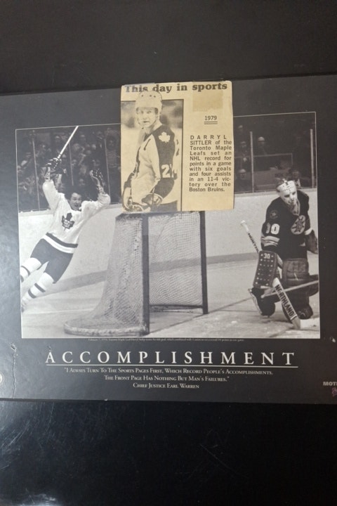 DARRYL SITTLER #27 - Toronto Maple Leafs - photo 2