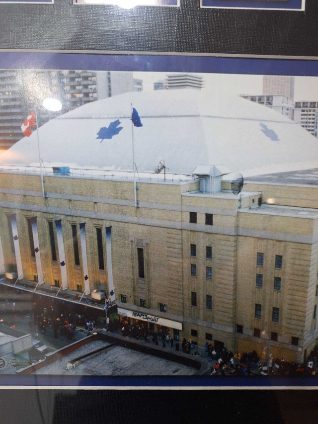 MAPLE LEAF GARDENS, 1931- 1999 Toronto Maple Leafs - photo 2