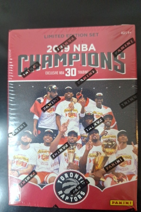 TORONTO RAPTORS - Championship Memorabilia, 2019 - photo 3