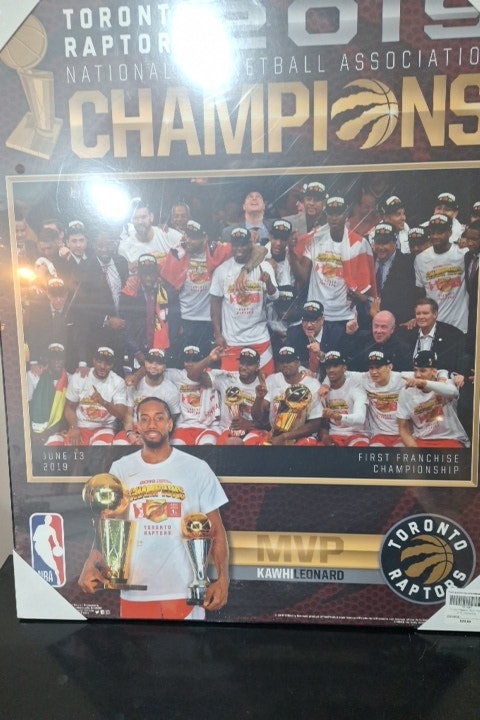 TORONTO RAPTORS - Championship Memorabilia, 2019 - photo 4