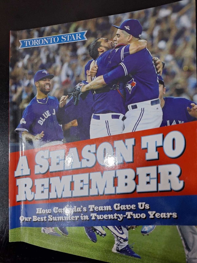 TORONTO BLUE JAYS 2015 - A Season To Remember - photo 3